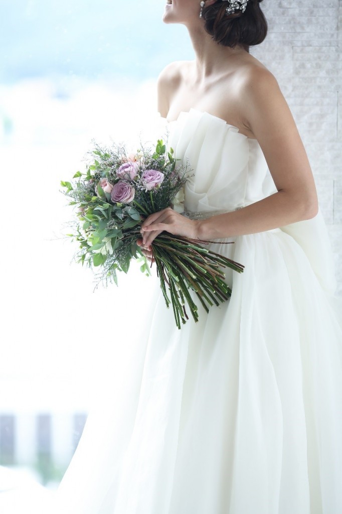 【BLOG】可愛くておしゃれな クラッチブーケ