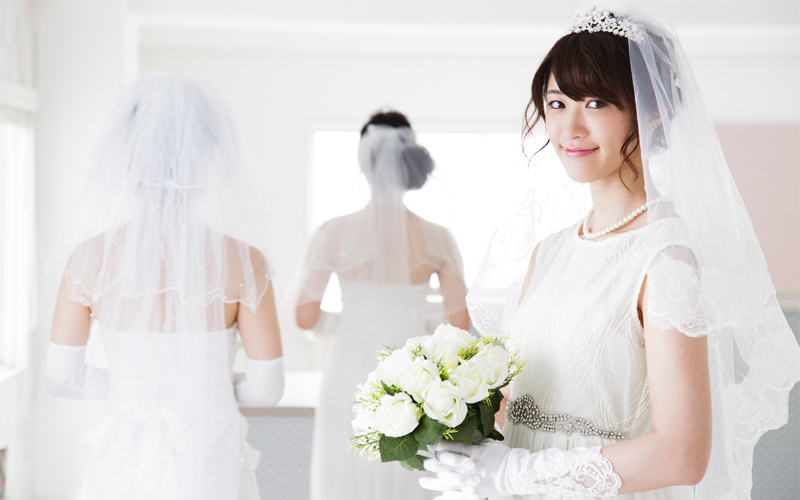 1000着以上のコレクションから選ぶ “運命の一着”