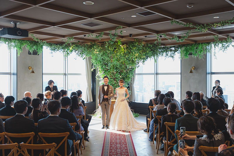 結婚式のバージンロードの歩き方は？ポイントや岡山の挙式例もご紹介